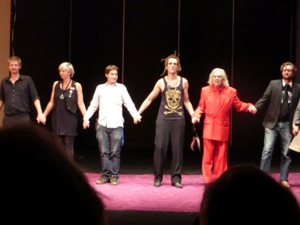 2011 with Theater Willy Praml, Jedermann, Naxos Halle, Frankfurt (applaus) (foto by P.Rullhusen)