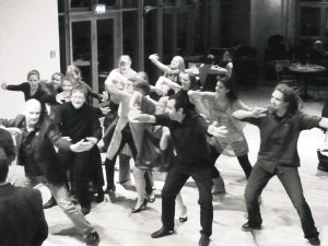 2009 SichtWeise premier, Tanzhaus NRW, Düsseldorf (with F.Mestre and ensemble) shake