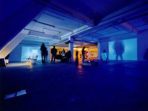 2001 video installation H2O with P.Büdenbender, Kunstwechsel, Siegen [foto by C.Schmale]