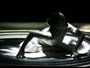 Sabine Seume   bodylandscapes foto by UKaufmann